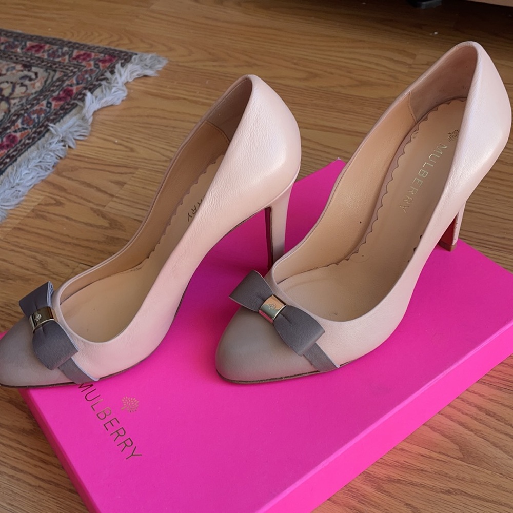 Shoes - Picture 2 of 3